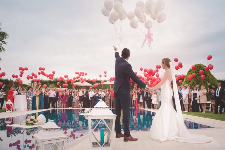 Wedding speeches that feel warm, funny, and genuine